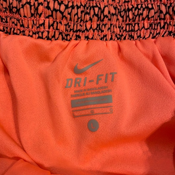 Nike Dri-Fit Running Shorts w/Pocket Brief Womens Size Large Coral/ Black - Picture 5 of 13